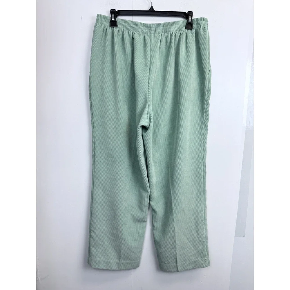 Alfred Dunner Corduroy‎ Pants Women's 14 Green Classic Pull On Stretch Pockets